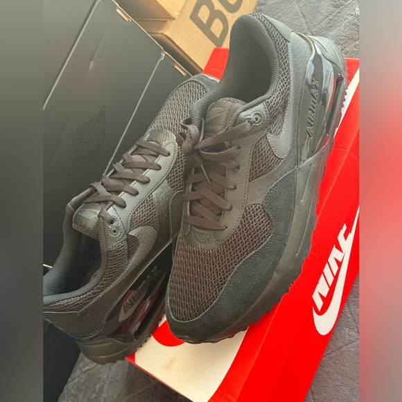 NIKE AIR MAX SYSTM ALL BLACK MEN. SIZE 13 . BRAND NEW IN THE BOX. - Picture 3 of 5